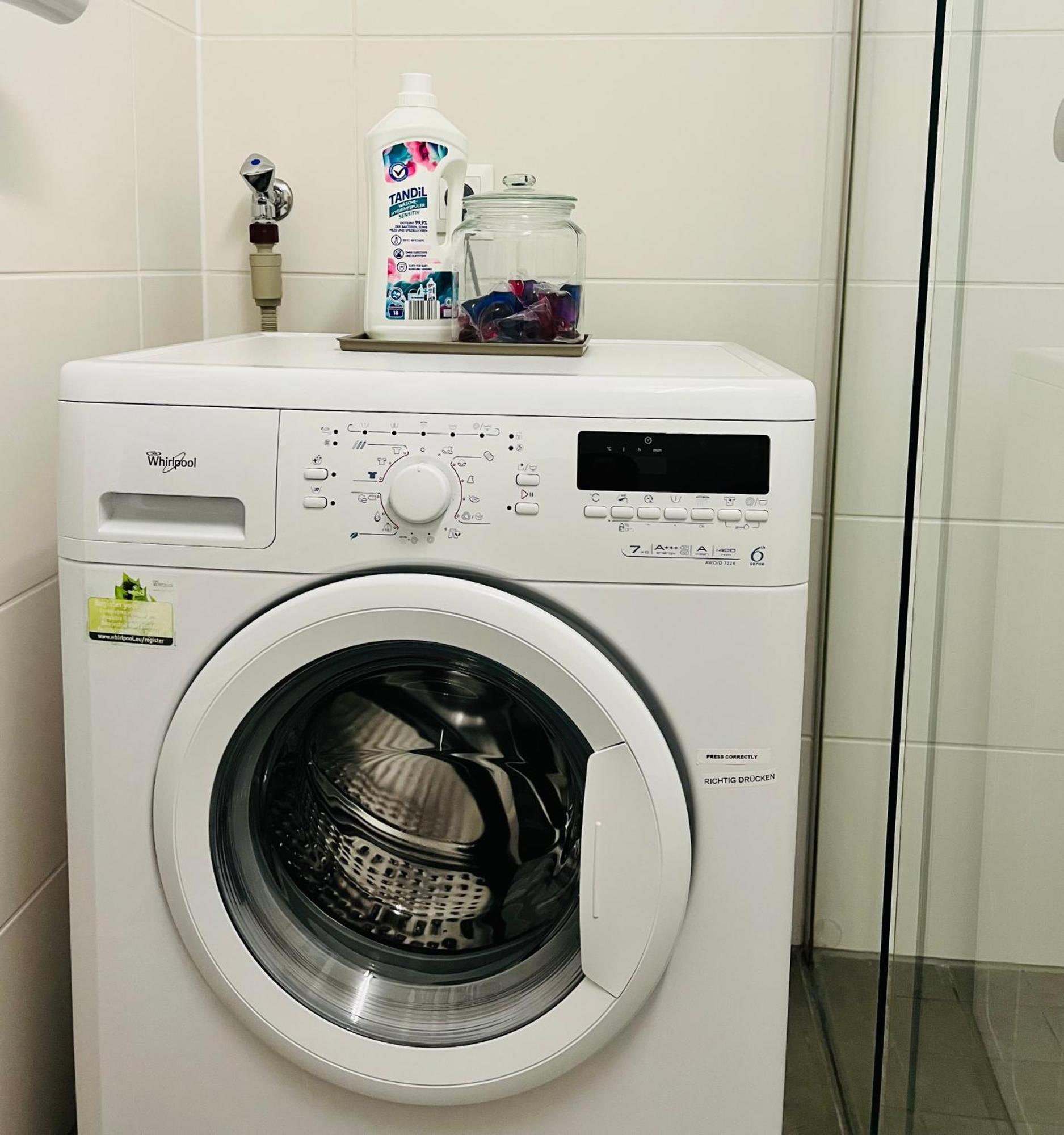 Stylish Naehe Hbf-city Apartment Hannover